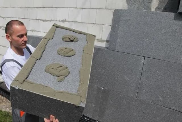 Czy można kleić styropian na styropian? Oto, co musisz wiedzieć Czy można kleić styropian na styropian? Oto, co musisz wiedzieć