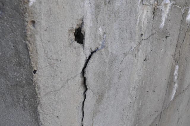 Czym zabezpieczyć beton, aby uniknąć zniszczeń i wilgoci? Czym zabezpieczyć beton, aby uniknąć zniszczeń i wilgoci?